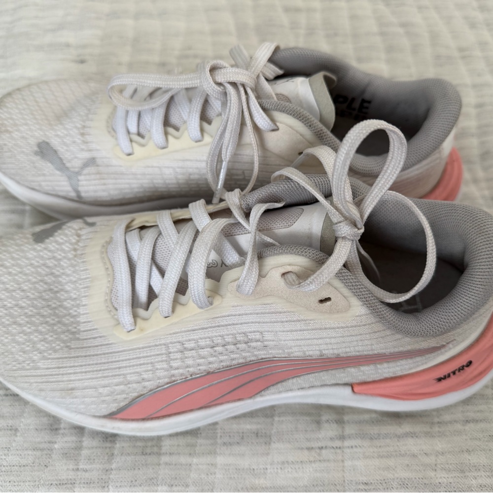 Puma Women's NITRO Running sneakers White and Pink